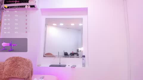 Lilith online show from June 14, 2:35 am