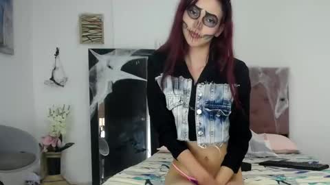 Snapshot of lilith_skinny1 chatting on October 14, 7:05 pm Lilith online show from October 14, 7:05 pm