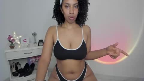 Alejandra  online show from January 10, 4:39 am