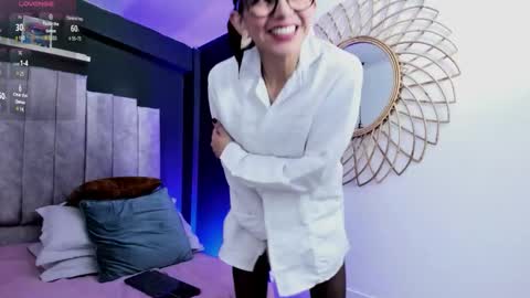 Lili  online show from January 17, 7:32 pm