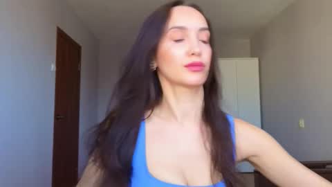 Lillian online show from February 19, 9:31 am