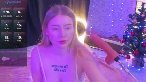 lillie_berry online show from December 23, 4:49 am