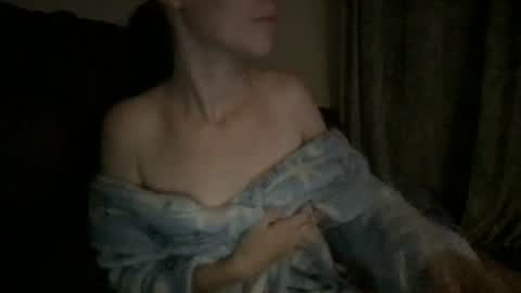 LilMissSophXo online show from August 8, 10:51 pm