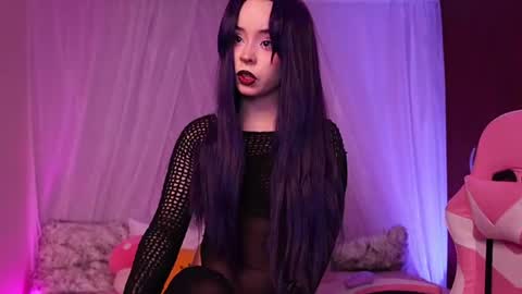 Lilou online show from June 12, 8:17 pm