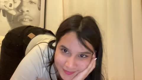 Snapshot of lilprincessxoxo_ chatting on September 22, 4:44 am lilprincessxoxo_ online show from September 22, 4:44 am