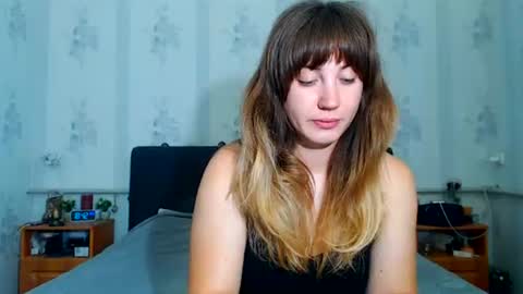 lilu_cute25 online show from July 12, 3:46 pm