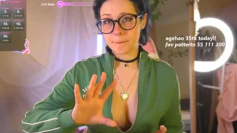 your lilyyyyyyy online show from May 28, 1:03 am