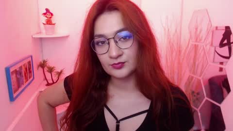 Snapshot of lily_ponce chatting on February 27, 8:53 pm Lily online show from February 27, 8:53 pm