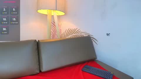 Lily Lauren online show from July 27, 1:30 pm