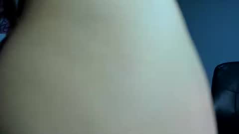 lily_stone04 online show from July 7, 6:27 am