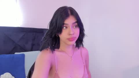 LilyWoodz online show from December 22, 7:17 pm