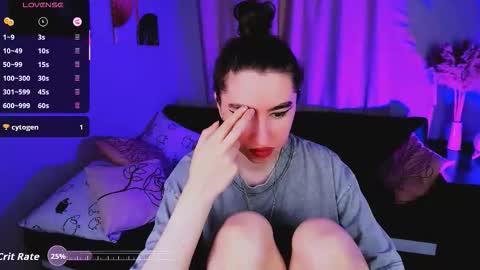 LILY online show from October 5, 8:19 am