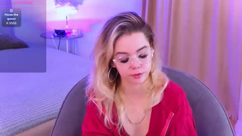 Rose online show from November 18, 5:41 am