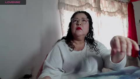 lilythsanchez online show from May 23, 4:38 pm