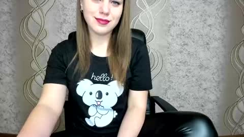    online show from March 13, 11:33 am