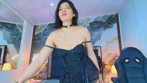  Lina Bedoya  online show from July 6, 11:48 am