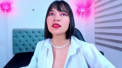 Snapshot of lina_bedoya chatting on January 13, 11:52 am Lina Bedoya online show from January 13, 11:52 am
