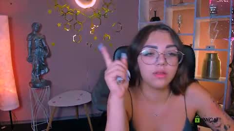 lina_fox12 online show from July 1, 1:54 pm