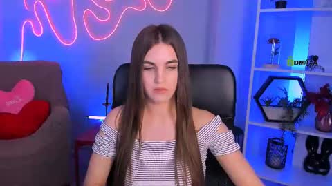 lina_fox12 online show from July 17, 4:00 pm
