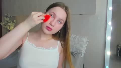 Lina online show from August 2, 1:08 am