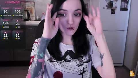 Lina 3  1715622743 online show from March 5, 9:49 am