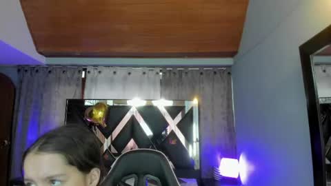  Linda  online show from June 15, 6:30 pm