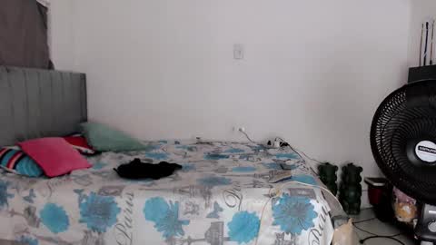 linda brown  online show from February 13, 2:40 pm