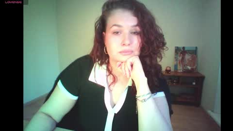 linda_garen online show from May 12, 11:50 am