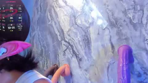 linda_sofi__ online show from June 10, 9:13 pm