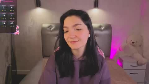 Linda online show from November 22, 2:03 am