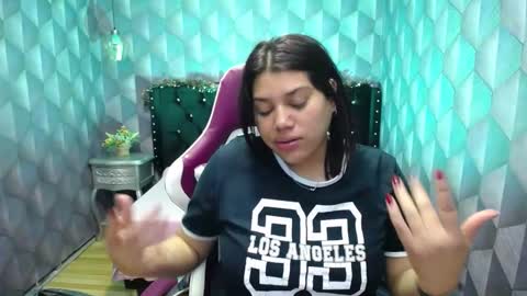 Snapshot of lindabreexlove chatting on January 5, 3:00 am online show from January 5, 3:00 am