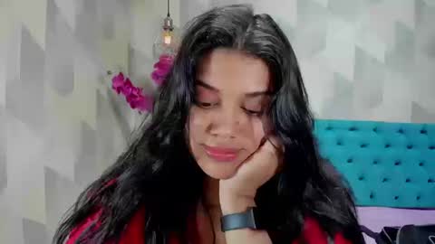 Snapshot of lindabreexlove chatting on October 16, 8:11 pm online show from October 16, 8:11 pm