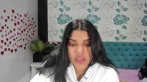 Snapshot of lindabreexlove chatting on February 21, 11:44 am online show from February 21, 11:44 am