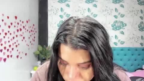 Snapshot of lindabreexlove chatting on March 5, 3:07 pm online show from March 5, 3:07 pm