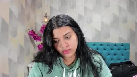 Snapshot of lindabreexlove chatting on September 28, 2:00 pm online show from September 28, 2:00 pm