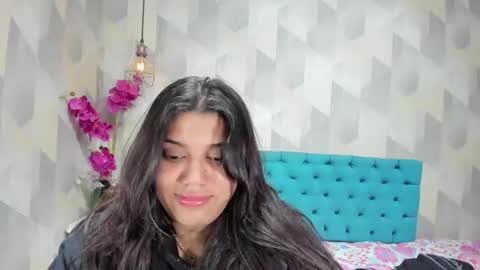 Snapshot of lindabreexlove chatting on September 9, 2:22 am online show from September 9, 2:22 am