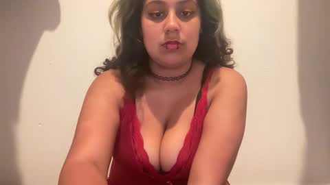 lindadulce online show from June 7, 8:04 pm