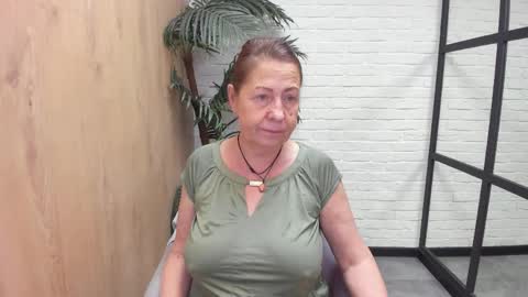 Linda online show from April 29, 5:30 pm
