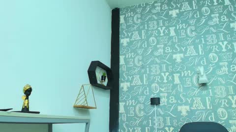  Lindsey  online show from October 23, 12:11 pm