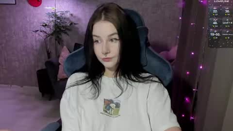 Lina online show from June 29, 4:50 pm