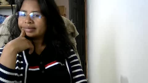 Liora selenex online show from June 29, 10:48 am