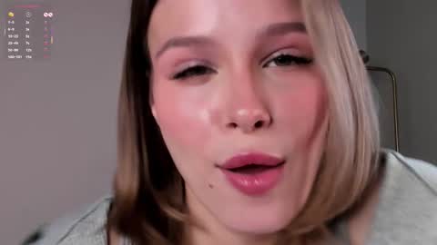 Lina online show from October 9, 1:32 am