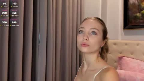 Lisa online show from December 3, 4:37 am