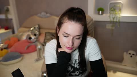 Snapshot of lisa_elfy chatting on January 9, 5:00 pm lisa_elfy online show from January 9, 5:00 pm
