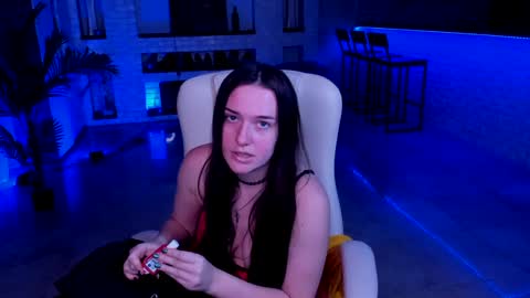 Snapshot of lisa_elfy chatting on January 15, 4:43 pm lisa_elfy online show from January 15, 4:43 pm