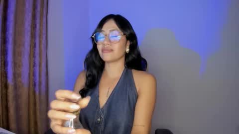 Lisa Thompson online show from February 7, 1:20 am