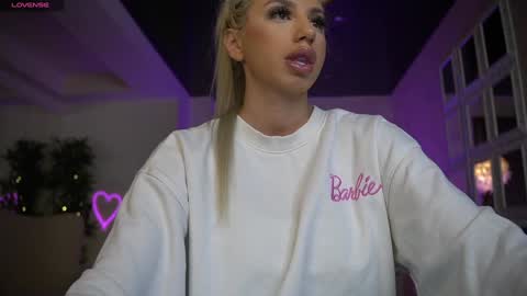 onlyfans-lisaakira instagram-lisaakira9  twitter-lisaakira4 online show from January 10, 7:24 am