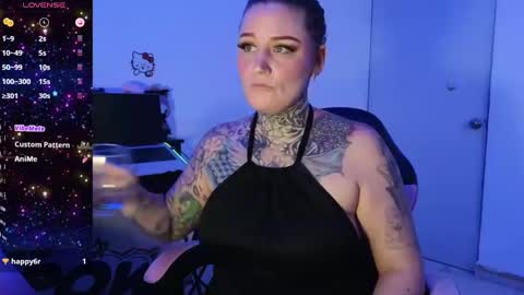 Snapshot of lisacasandra chatting on December 8, 11:19 pm lisacasandra online show from December 8, 11:19 pm