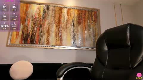 Lisa  Flowers online show from June 17, 11:00 am