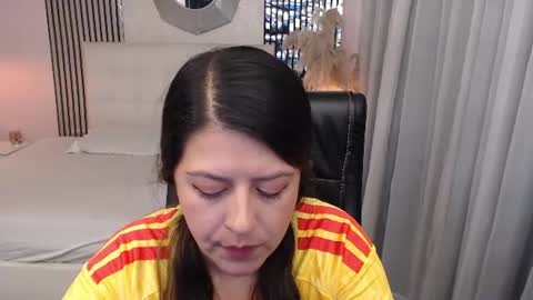 Andrea online show from June 18, 4:14 am